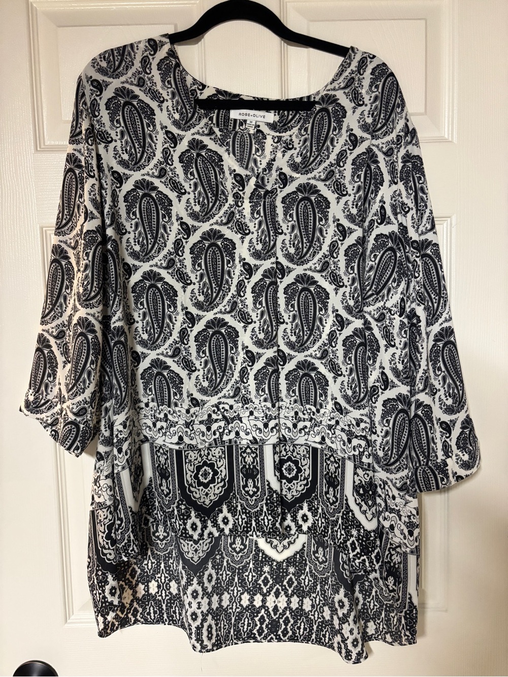 Rose & Olive Black and White Paisley Tunic Top